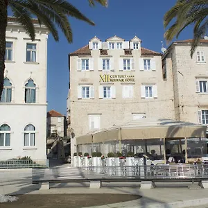4* Hotel Xii Century Heritage